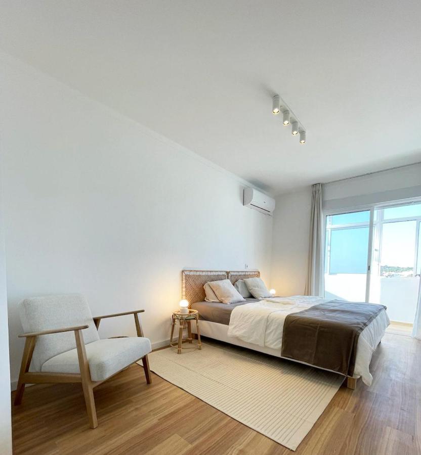 Sun Waves Beach Apartment Portimão Dış mekan fotoğraf