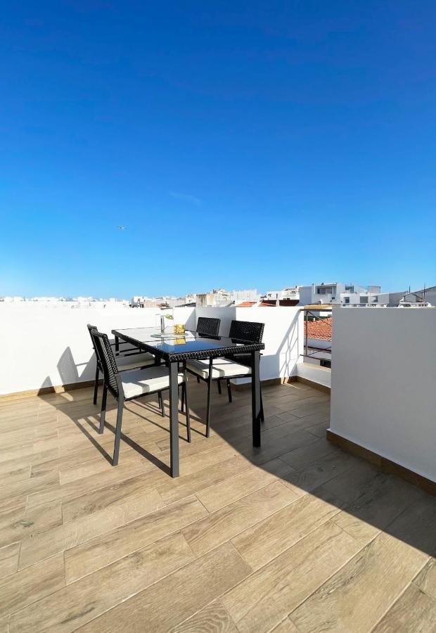 Sun Waves Beach Apartment Portimão Dış mekan fotoğraf
